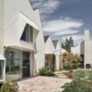 RaeRae House - Courtyard