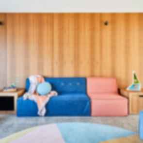 RaeRae House - Seating